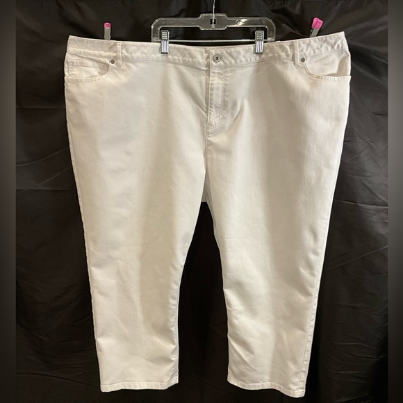 J-Jill Capri Crop 🤍 - Picture 2 of 11